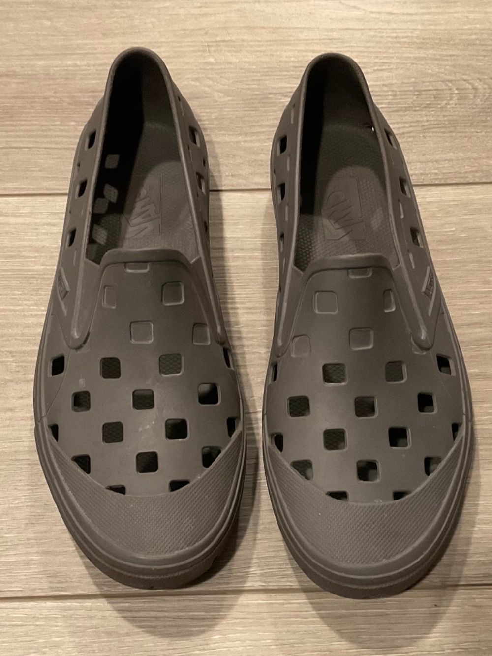VANS Trek Slip On Grey Pewter Size M-9 W 10.5